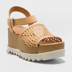 Universal Thread Alba Woven Platform Heeled Sandals - Tan